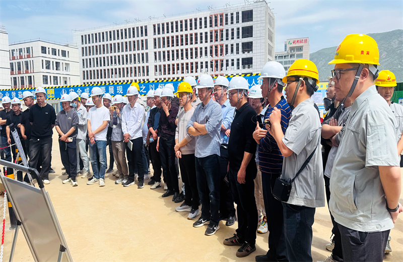 2025年4月17日，由莆田市涵江区住房和城乡建设局主办、918博天堂三建承办的钢筋安装工程质量防控现场交流会在联东U谷·涵江海峡智造产业谷一期成功召开。